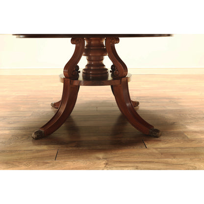 Mahogany Dining Table With Outswept Duncan Phyfe Pedestal