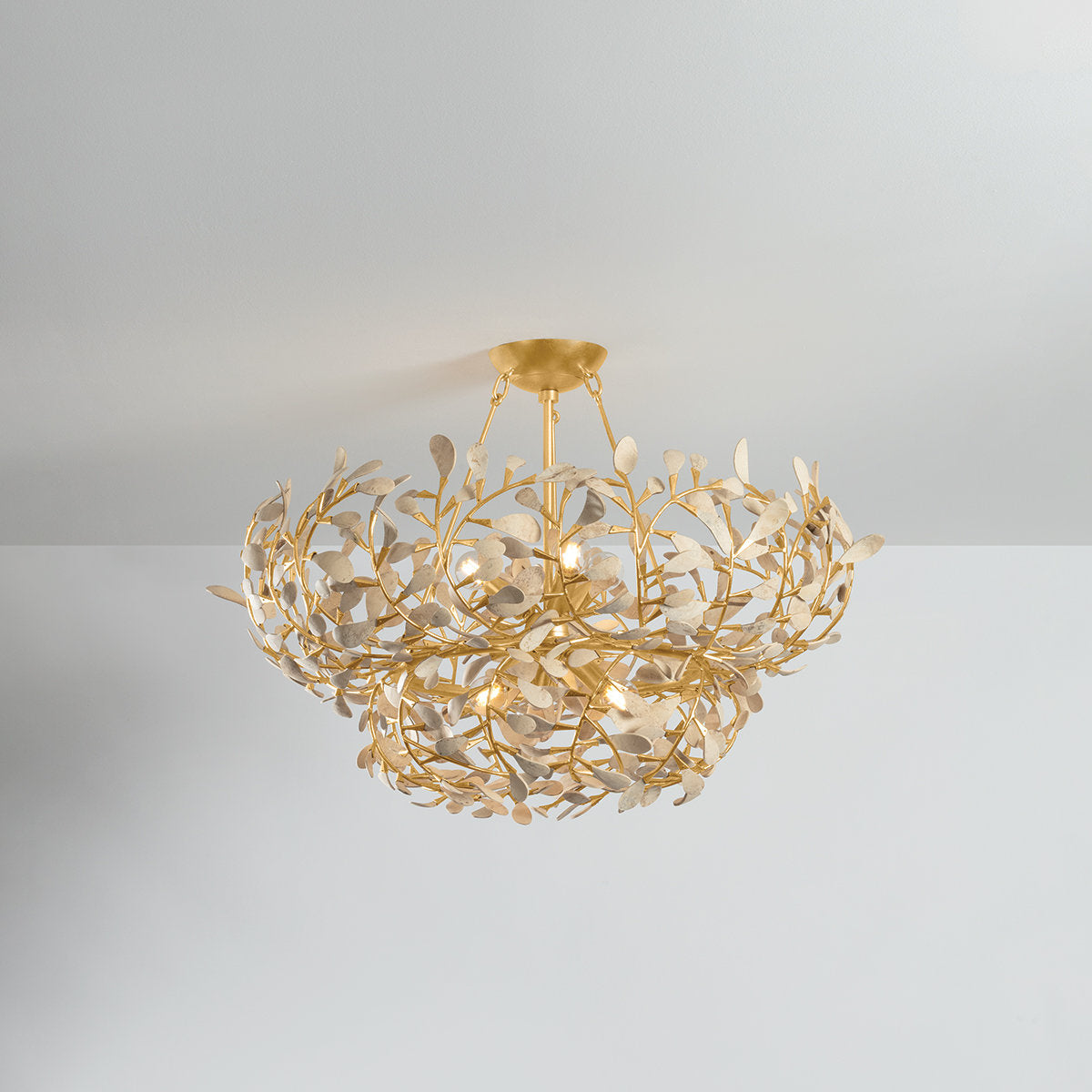 Maybrook Chandelier in Vintage Gold Leaf