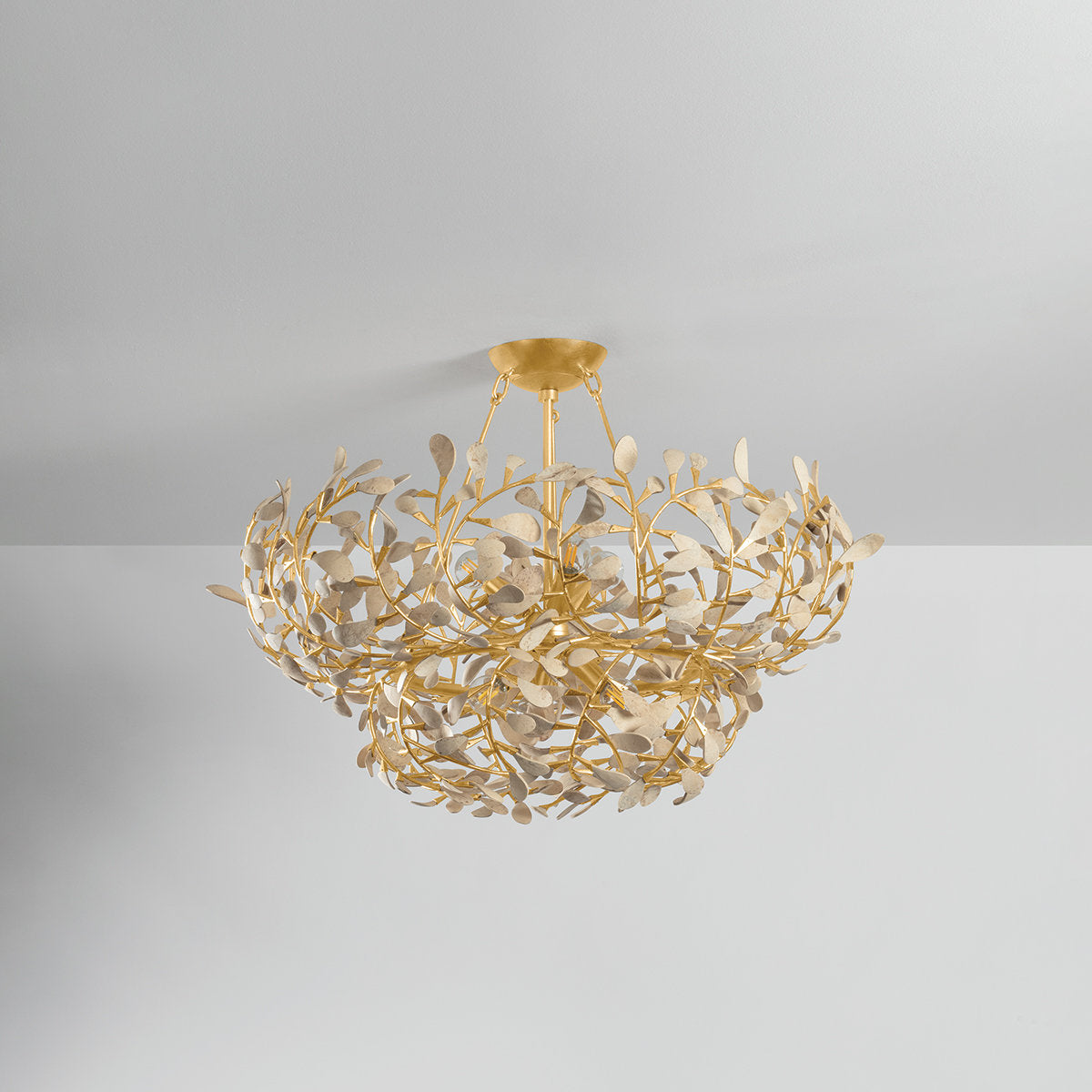 Maybrook Chandelier in Vintage Gold Leaf
