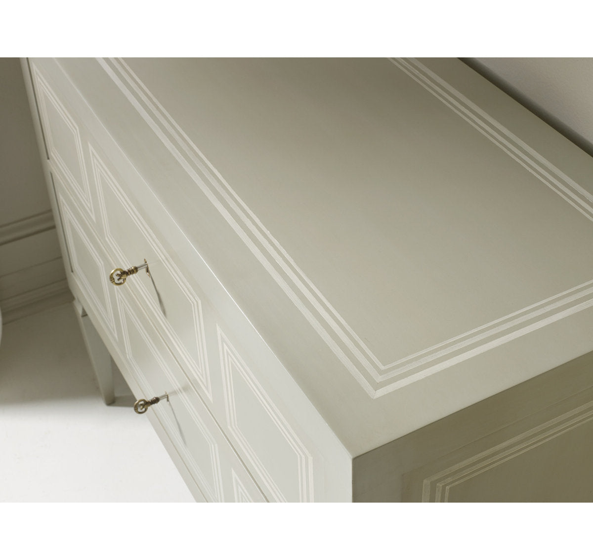 Milan Accent Chest
