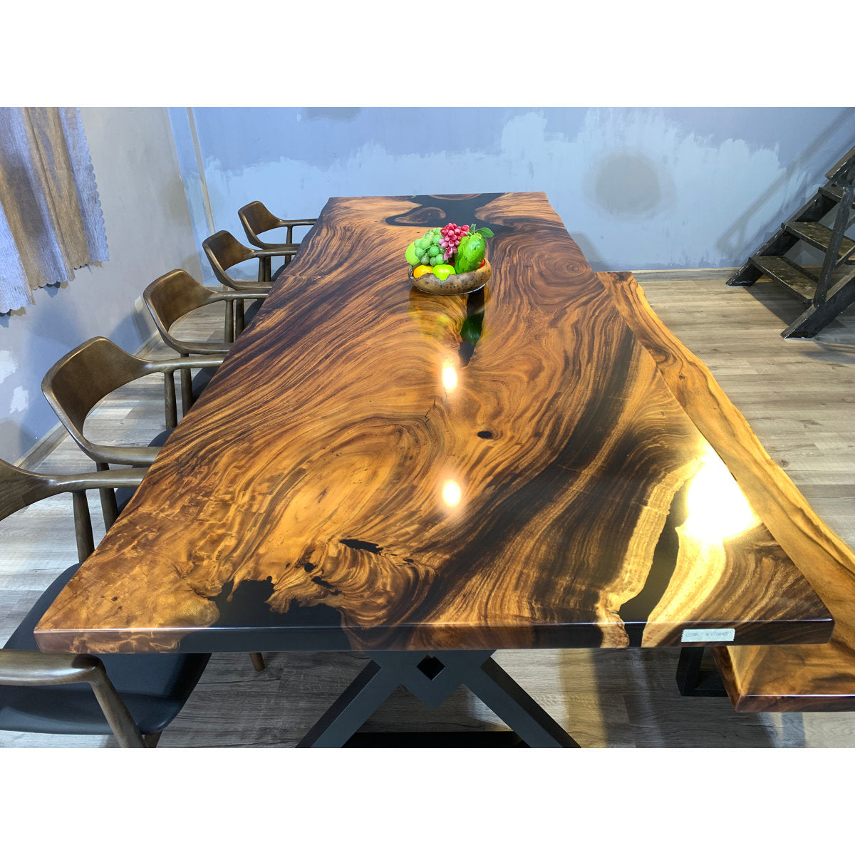 Monteverde Dining Table