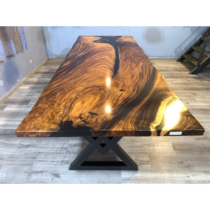 Monteverde Dining Table