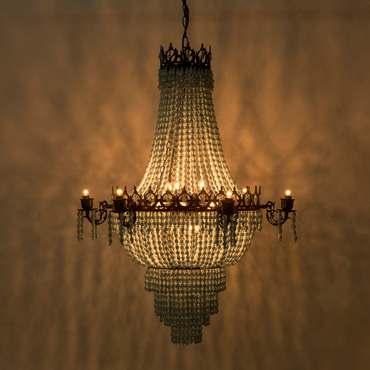 Nellcote 18 - Light Chandelier