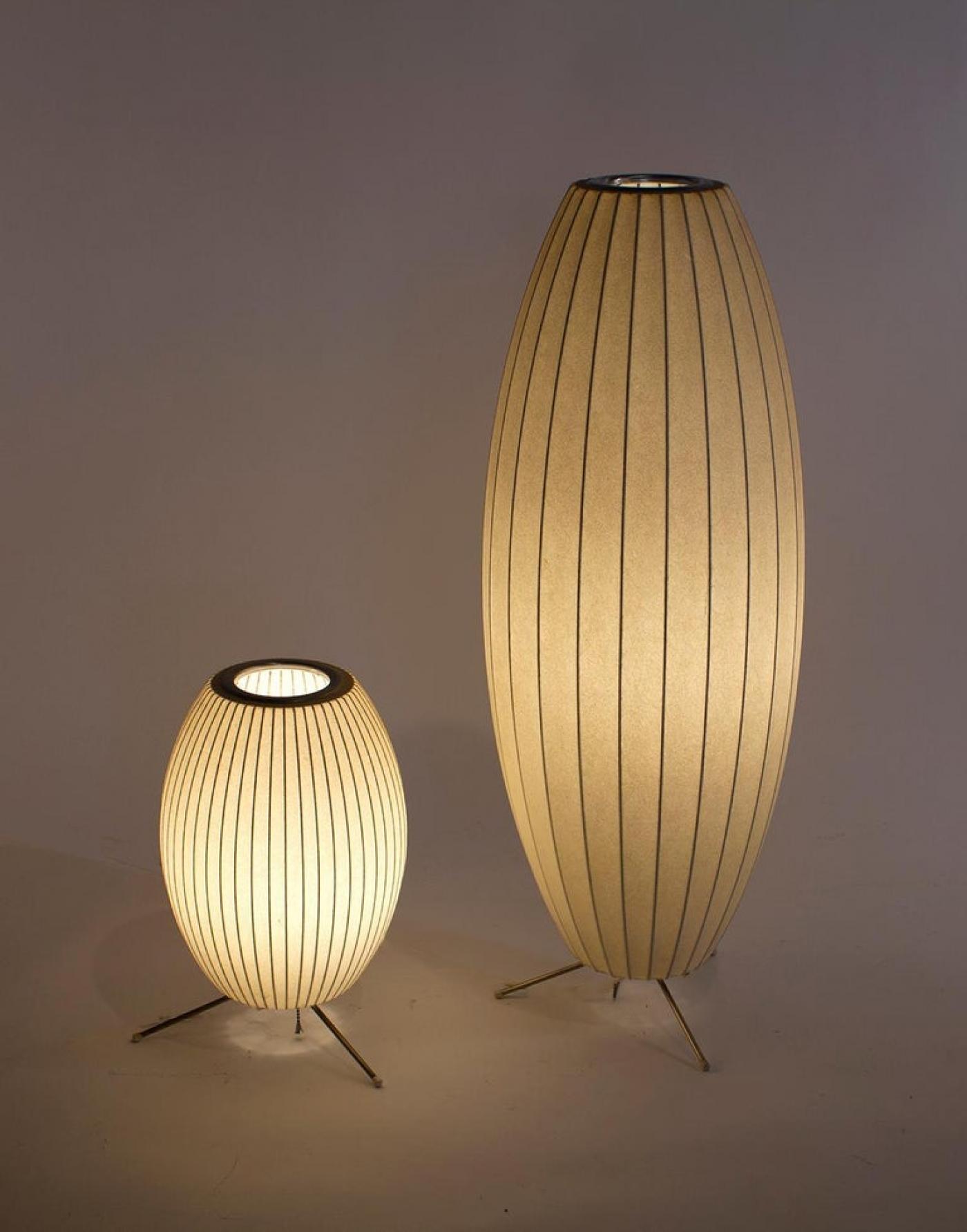 Tripod Bubble Table Lamp