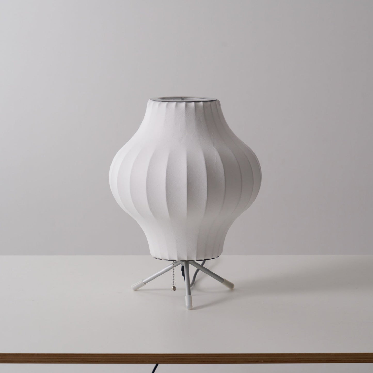 Tripod Bubble Table Lamp