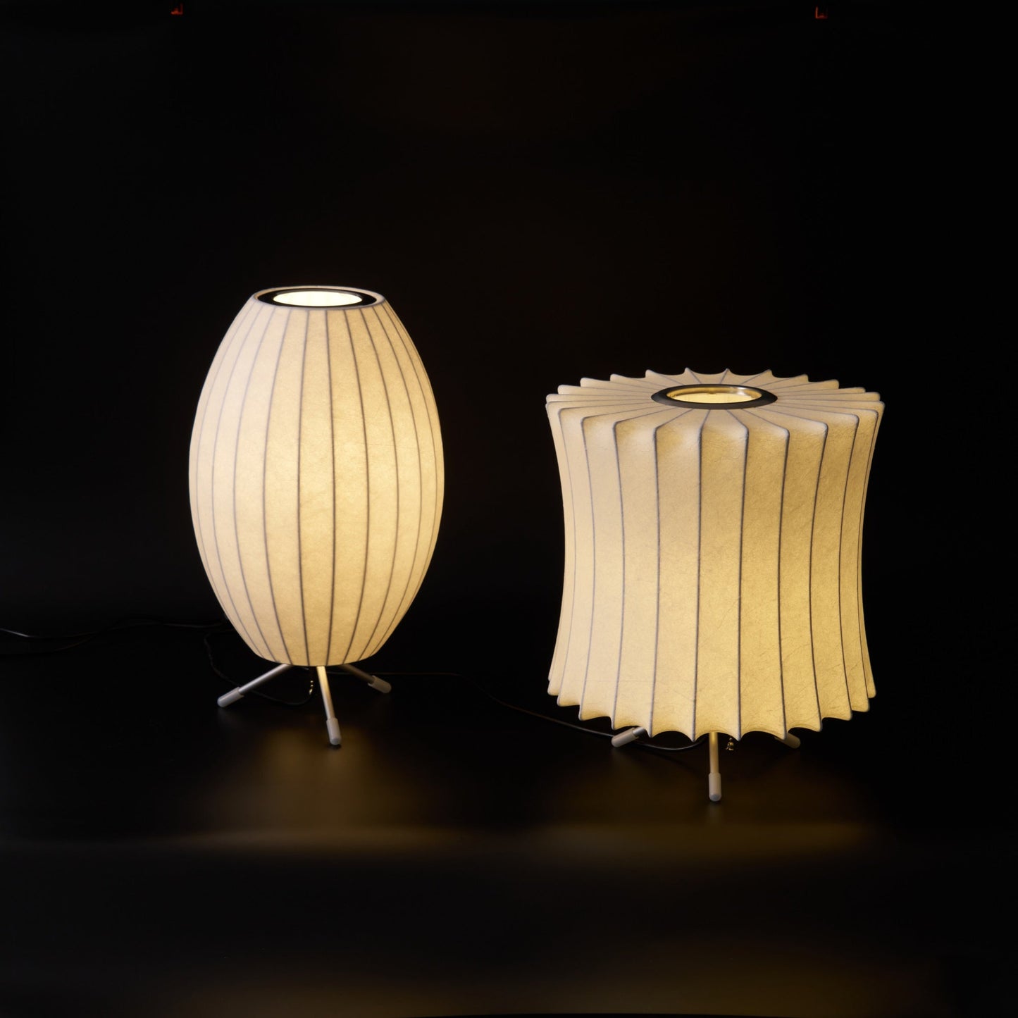 Tripod Bubble Table Lamp