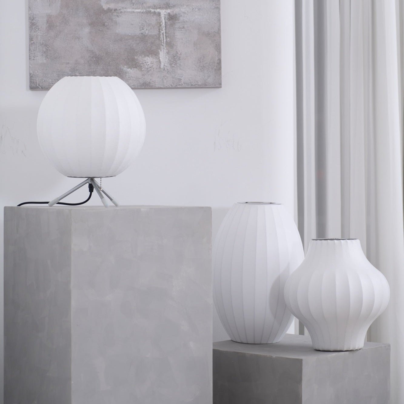 Tripod Bubble Table Lamp
