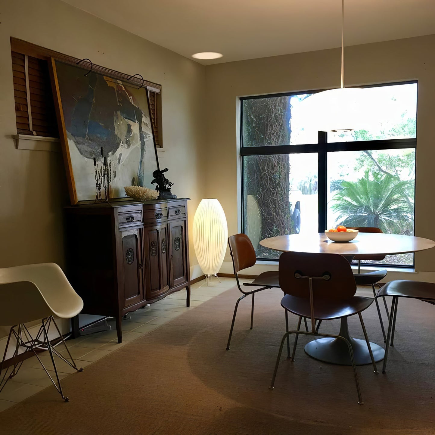 Tripod Bubble Table Lamp