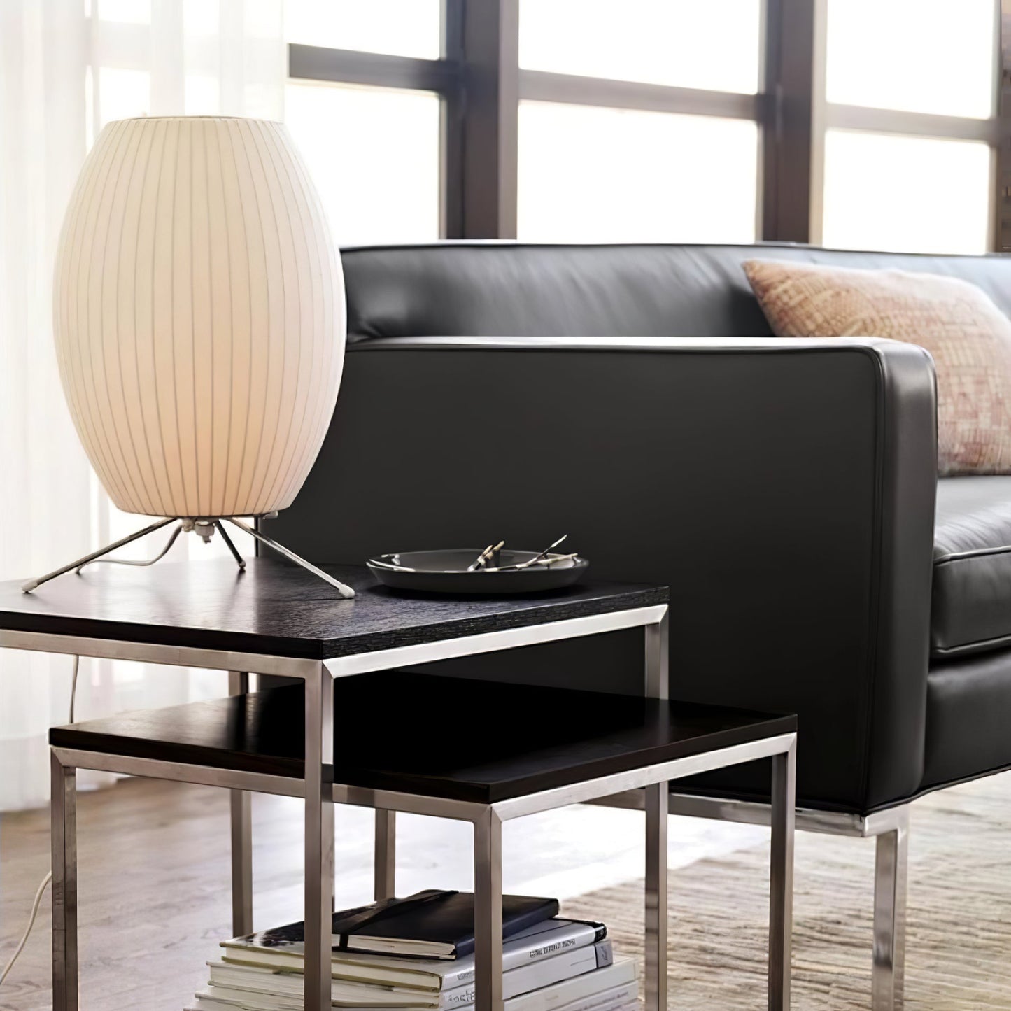 Tripod Bubble Table Lamp