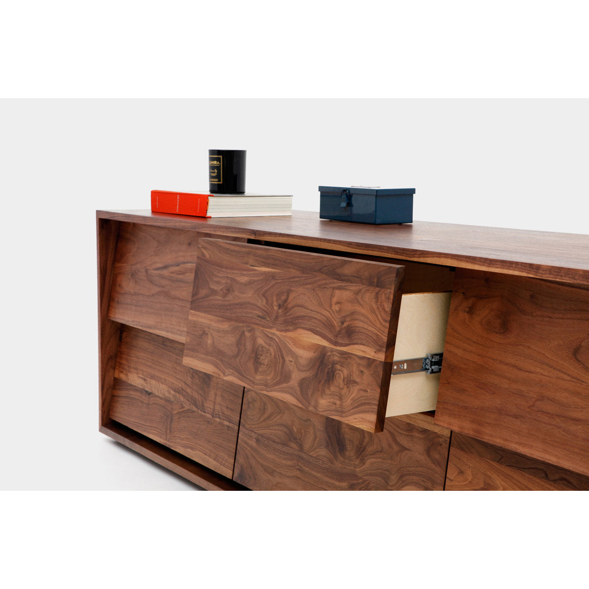 Oliver 6 - Drawer Solid Wood Dresser