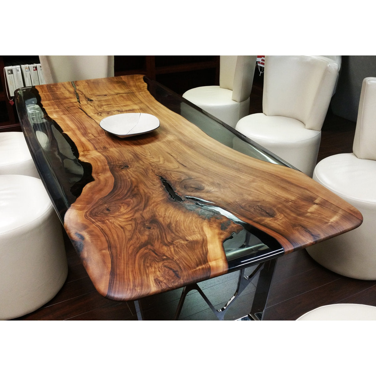 Ombrone Walnut Wood Dining Table