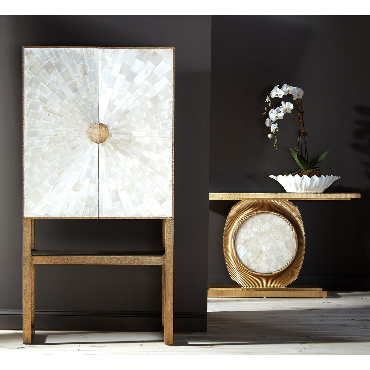 Opera Fluted Console-Brass w/Quartz Insert