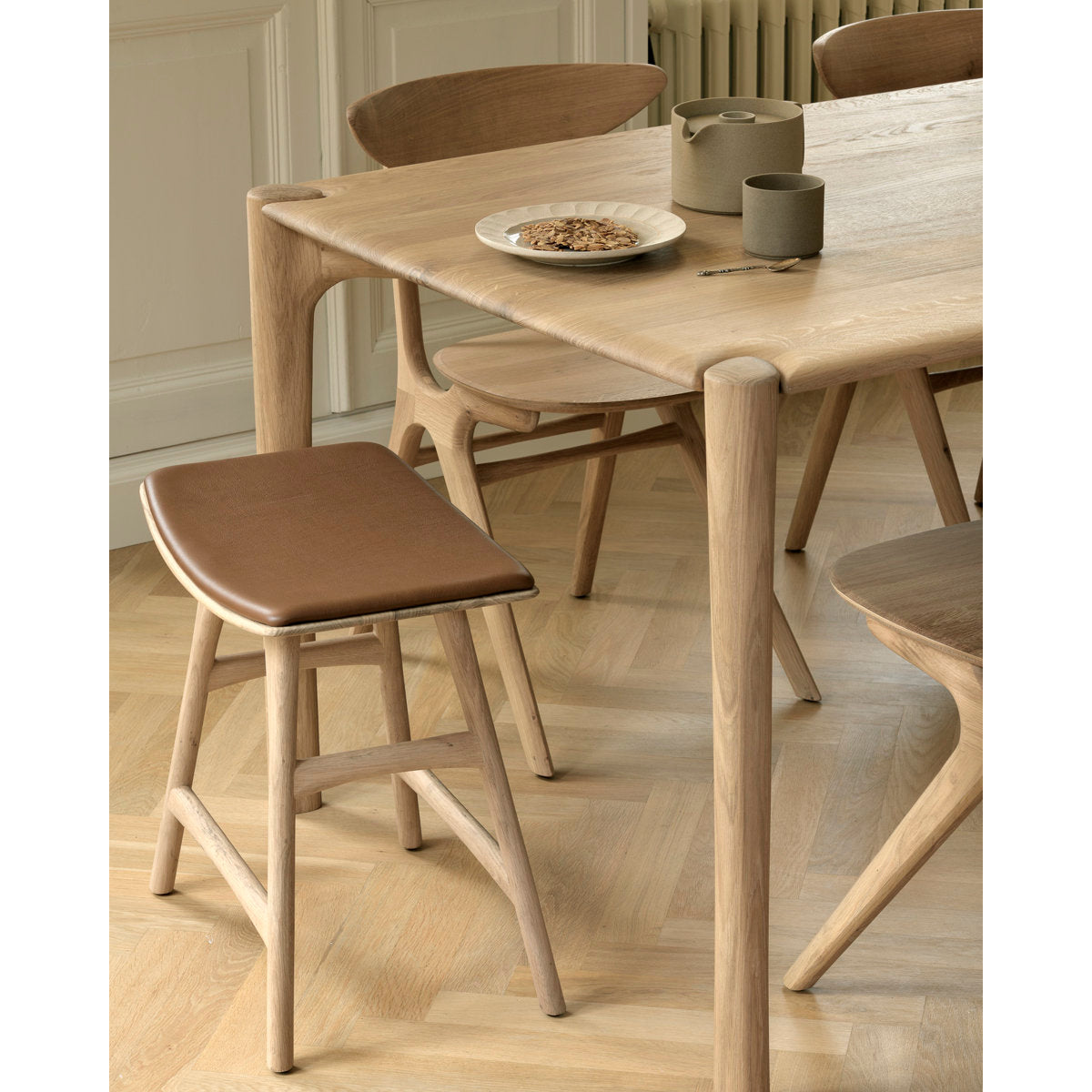 PI Solid Oak Dining Table