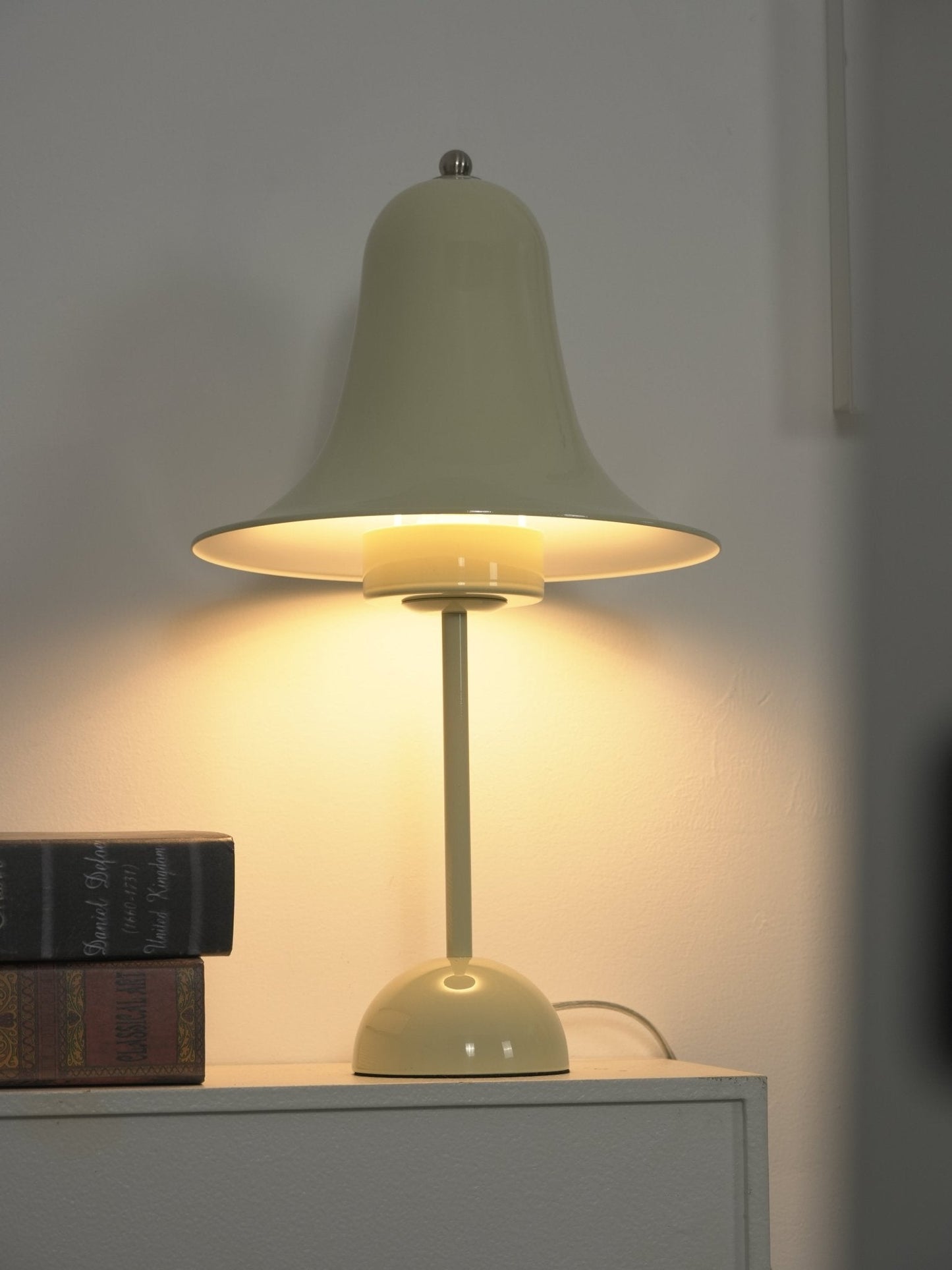 Pantop Bell Table Lamp
