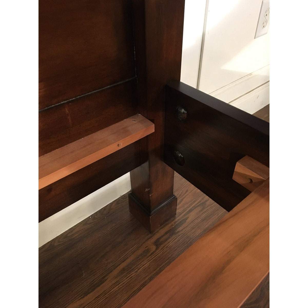 Pencil Post Bed