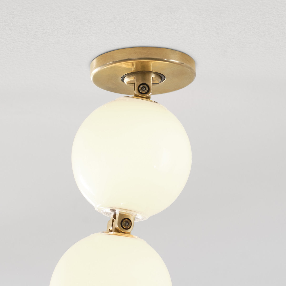 Perle 240 Chandelier