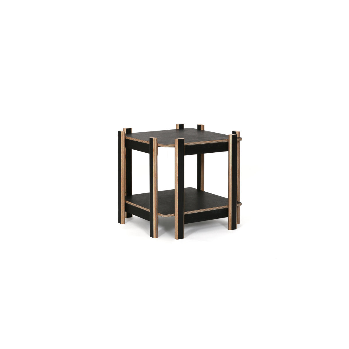 Pirwi End Table