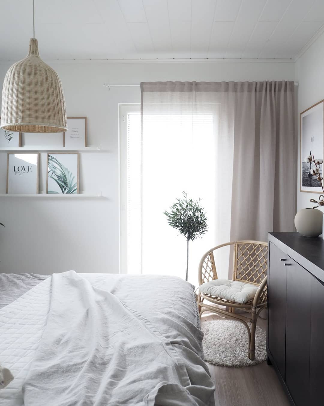 Rattan Pendant Light