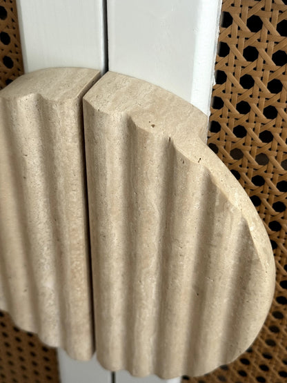 Ravina Ripple Pull Handle