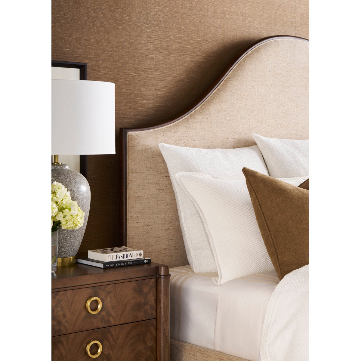 Rendition Bed