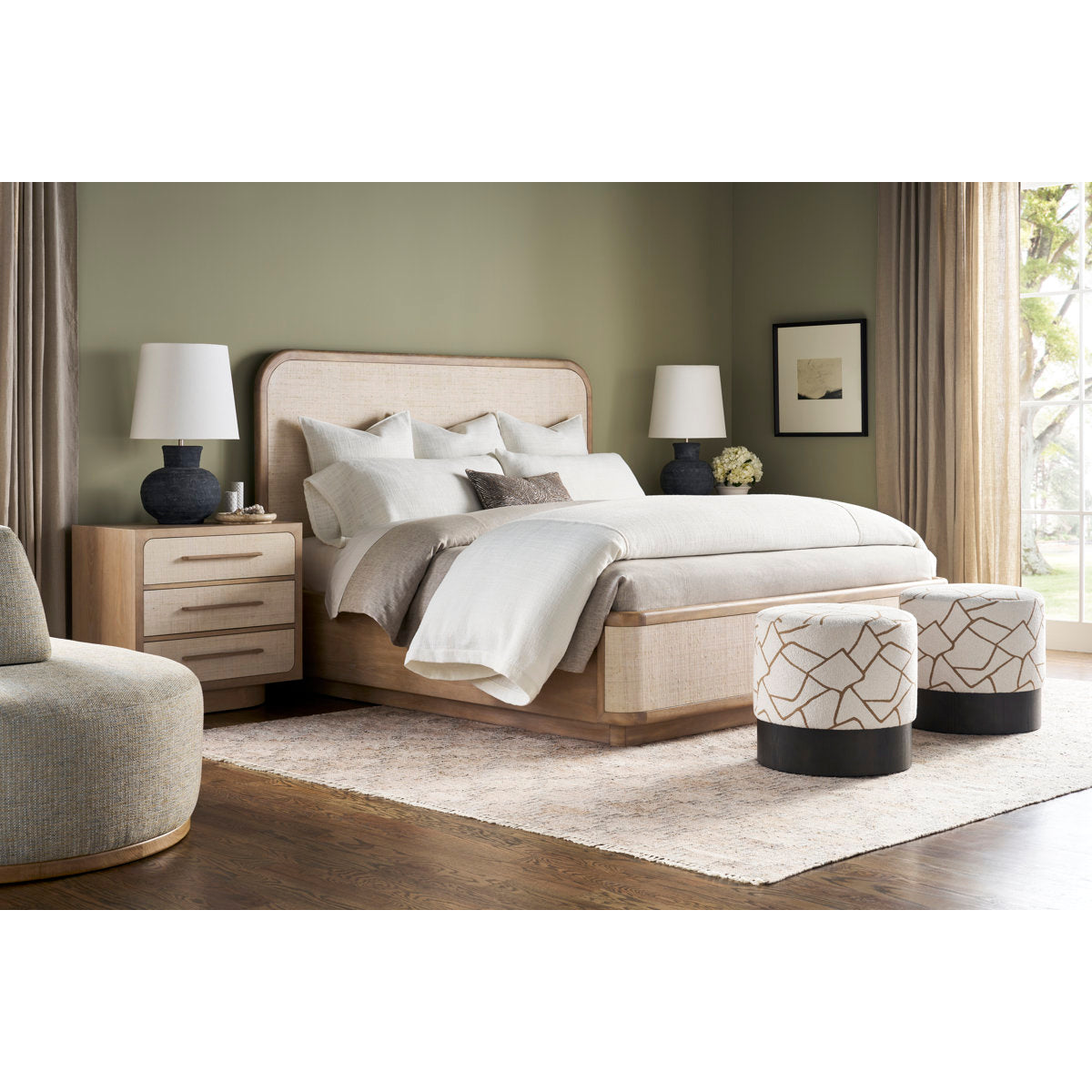 Reveal Bed