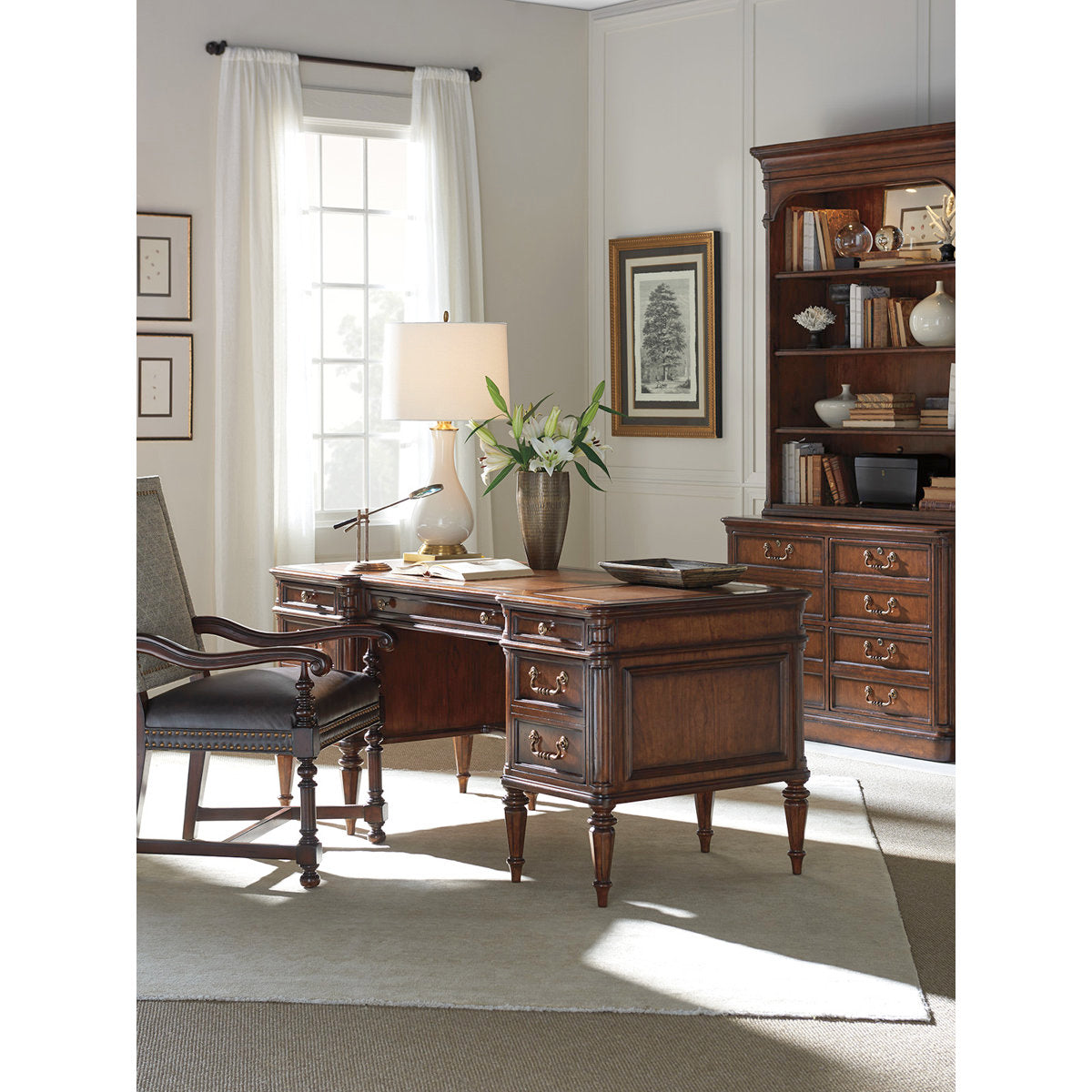 Richmond Hill Wesley Desk