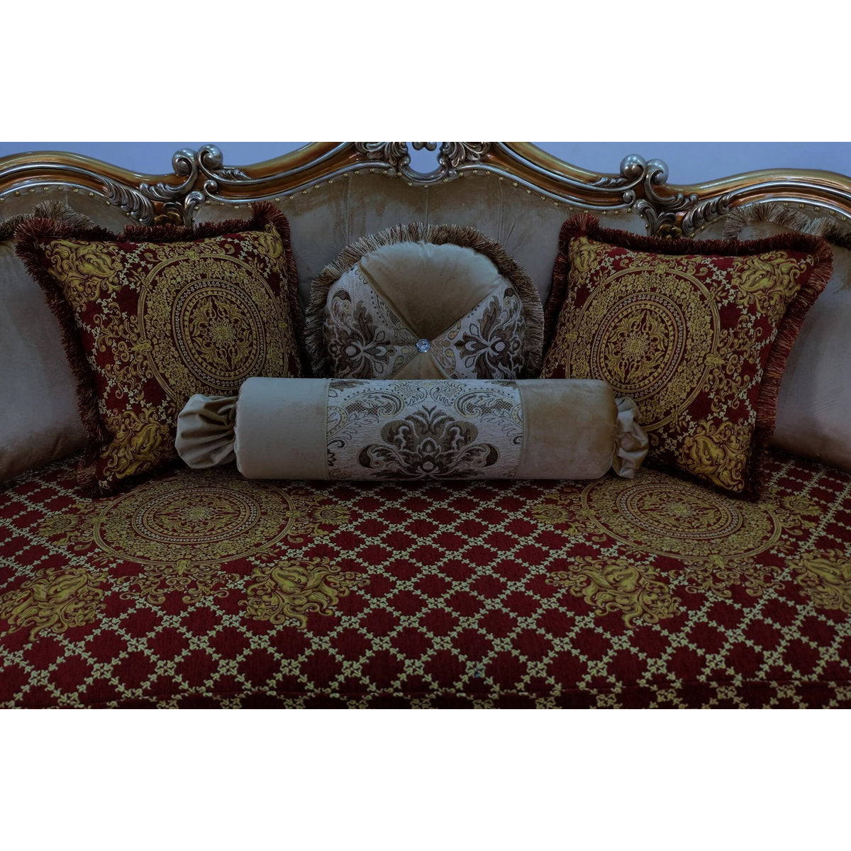 Saint Germain Loveseat