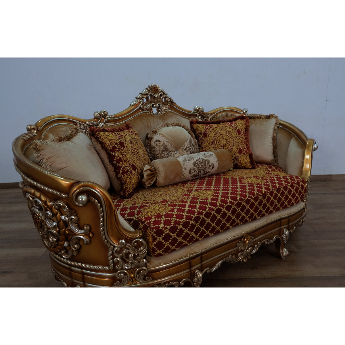 Saint Germain Loveseat