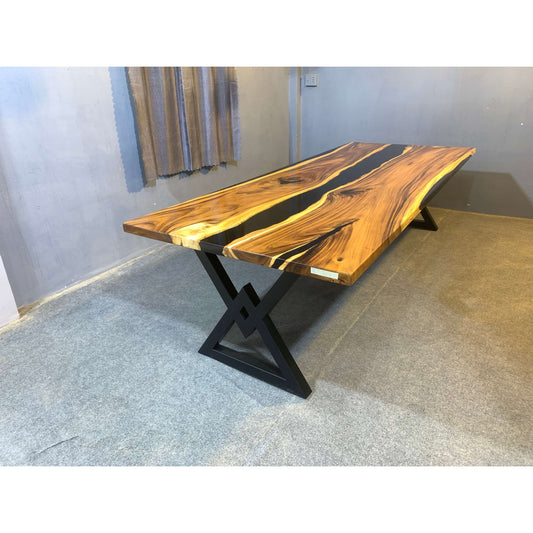 Santo Dining Table