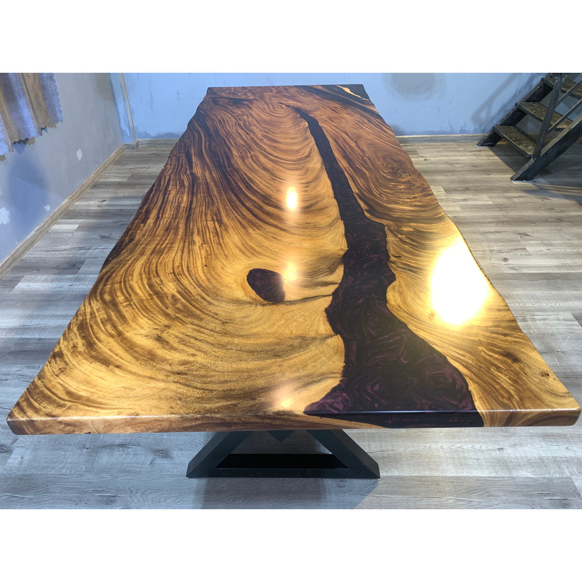 Sapo Solid Wood Dining Table