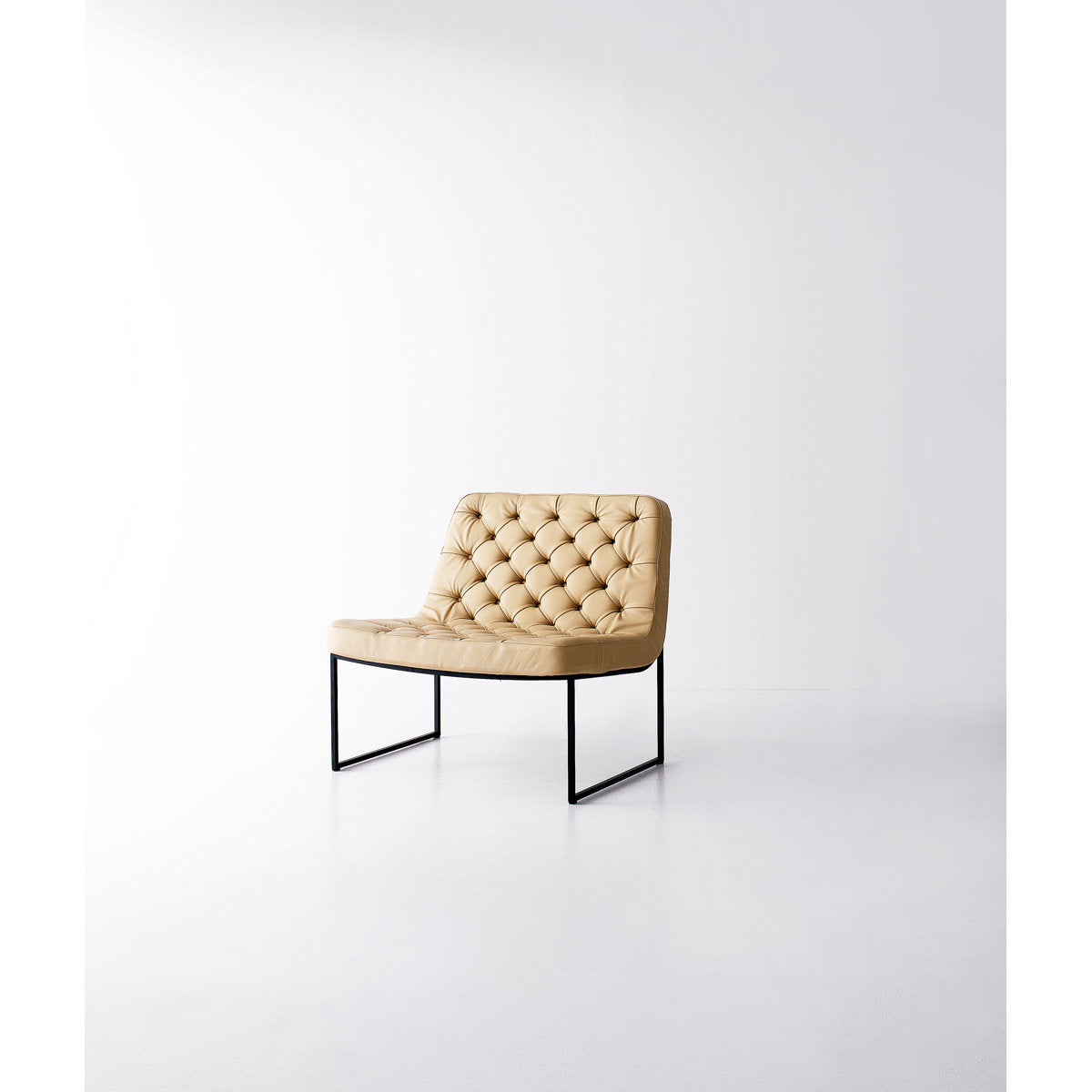 Sella Club Chair