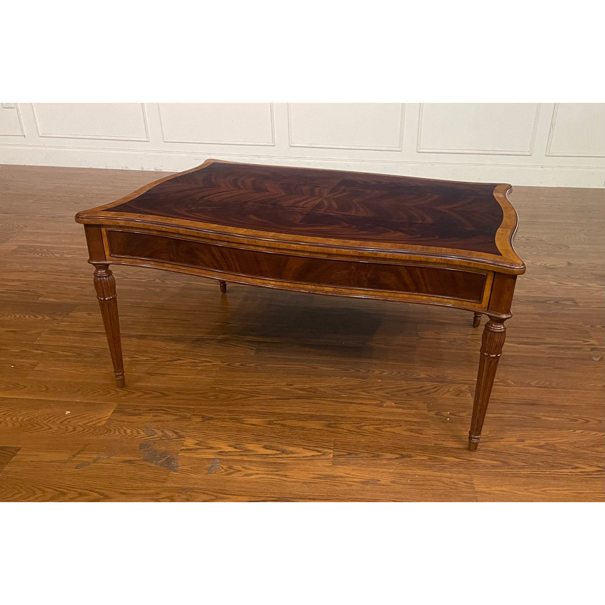 Serpentine Cocktail Table