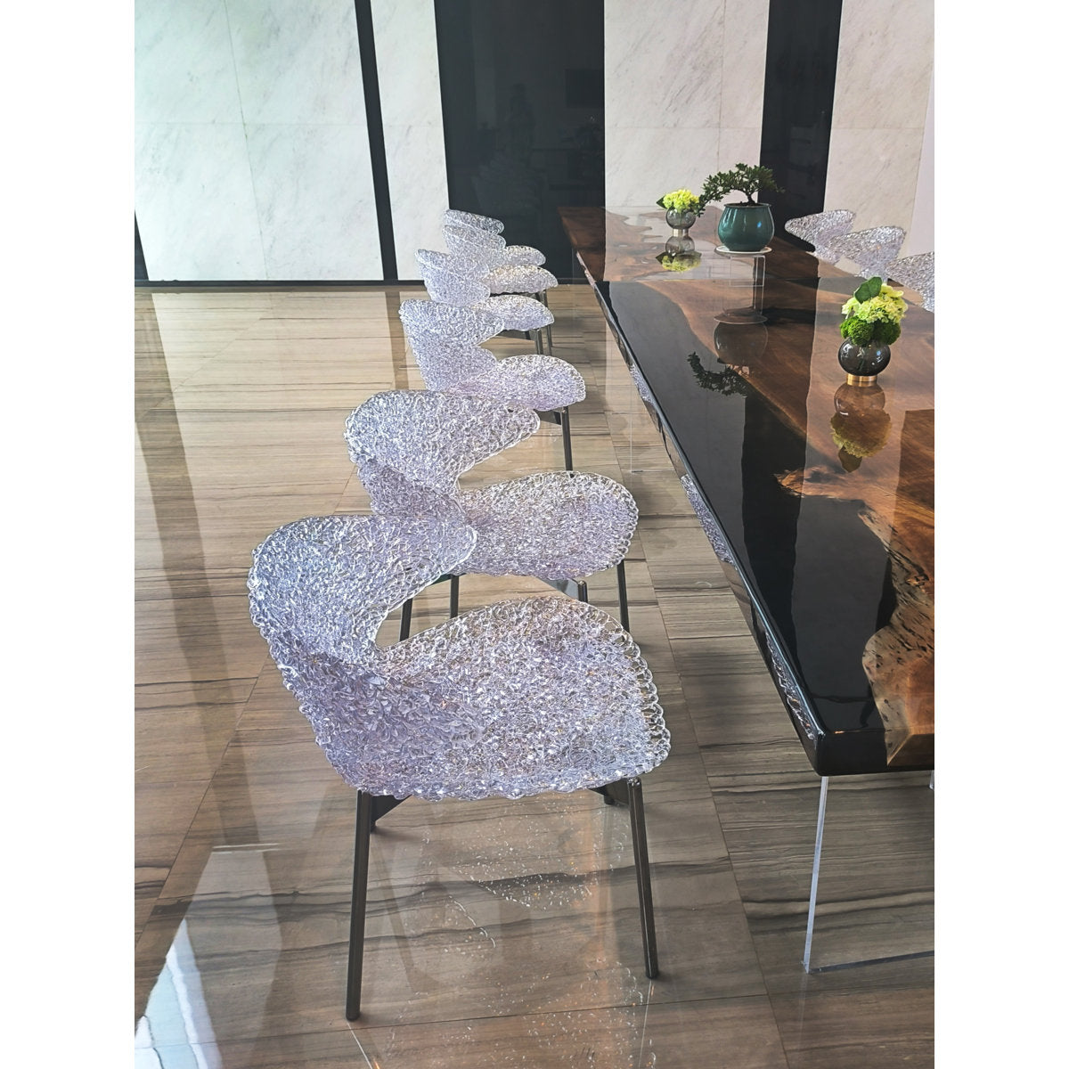Set Of 6 Swan Chairs With Steel Legs – Modern Curved Design