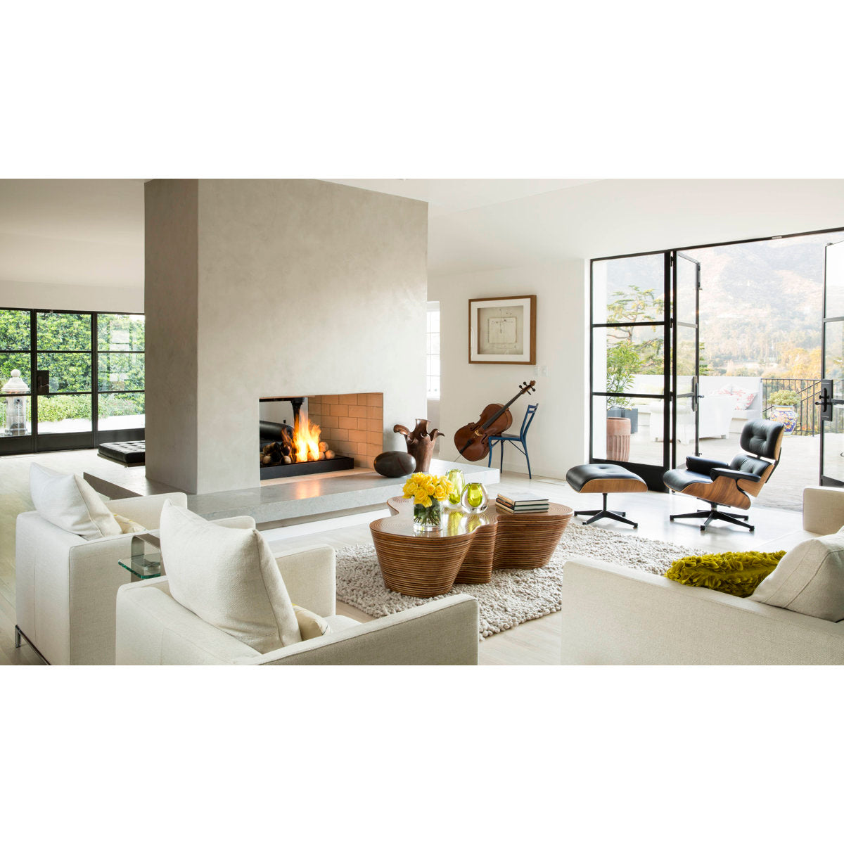 Showtime Cocktail Table