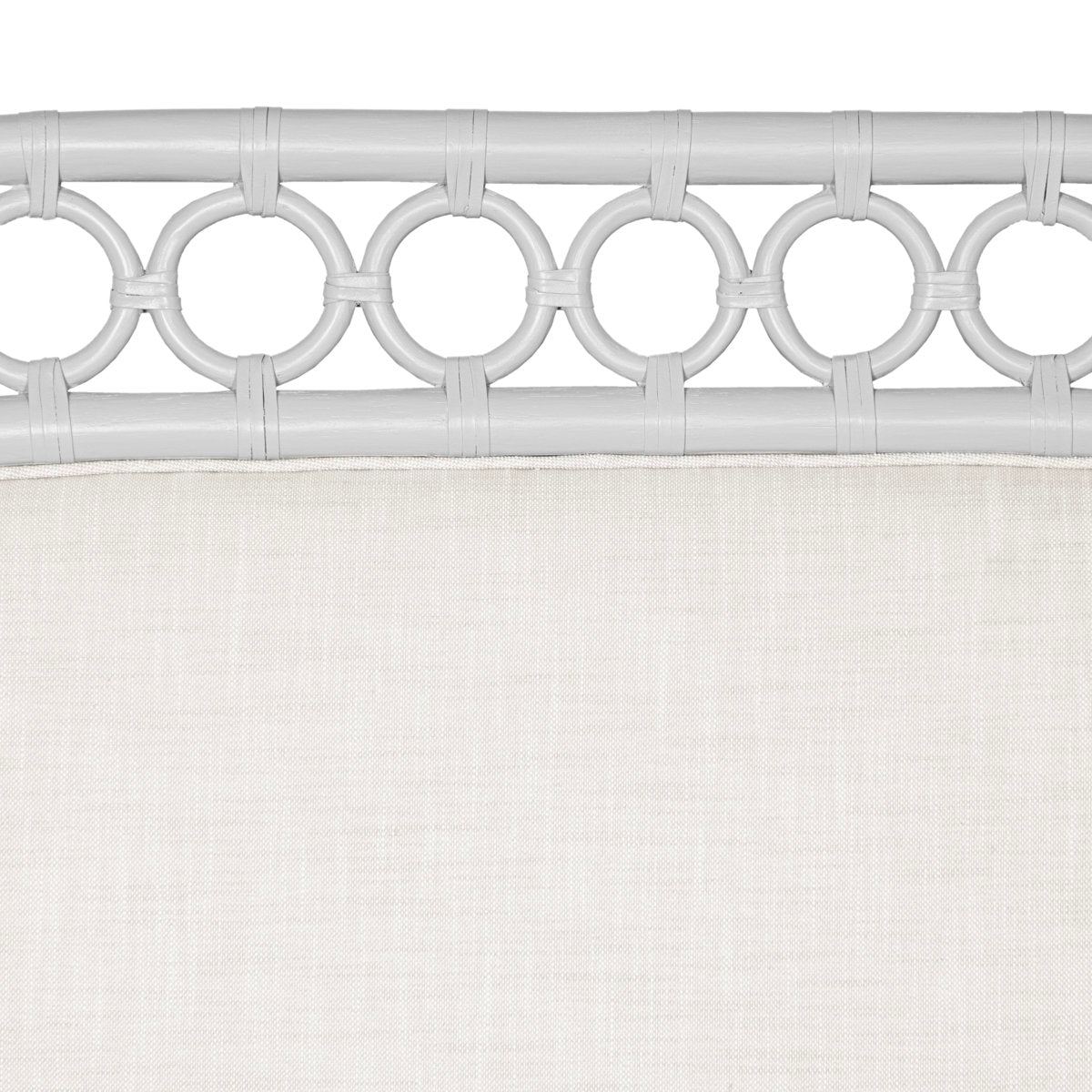 Solana Platform Bed
