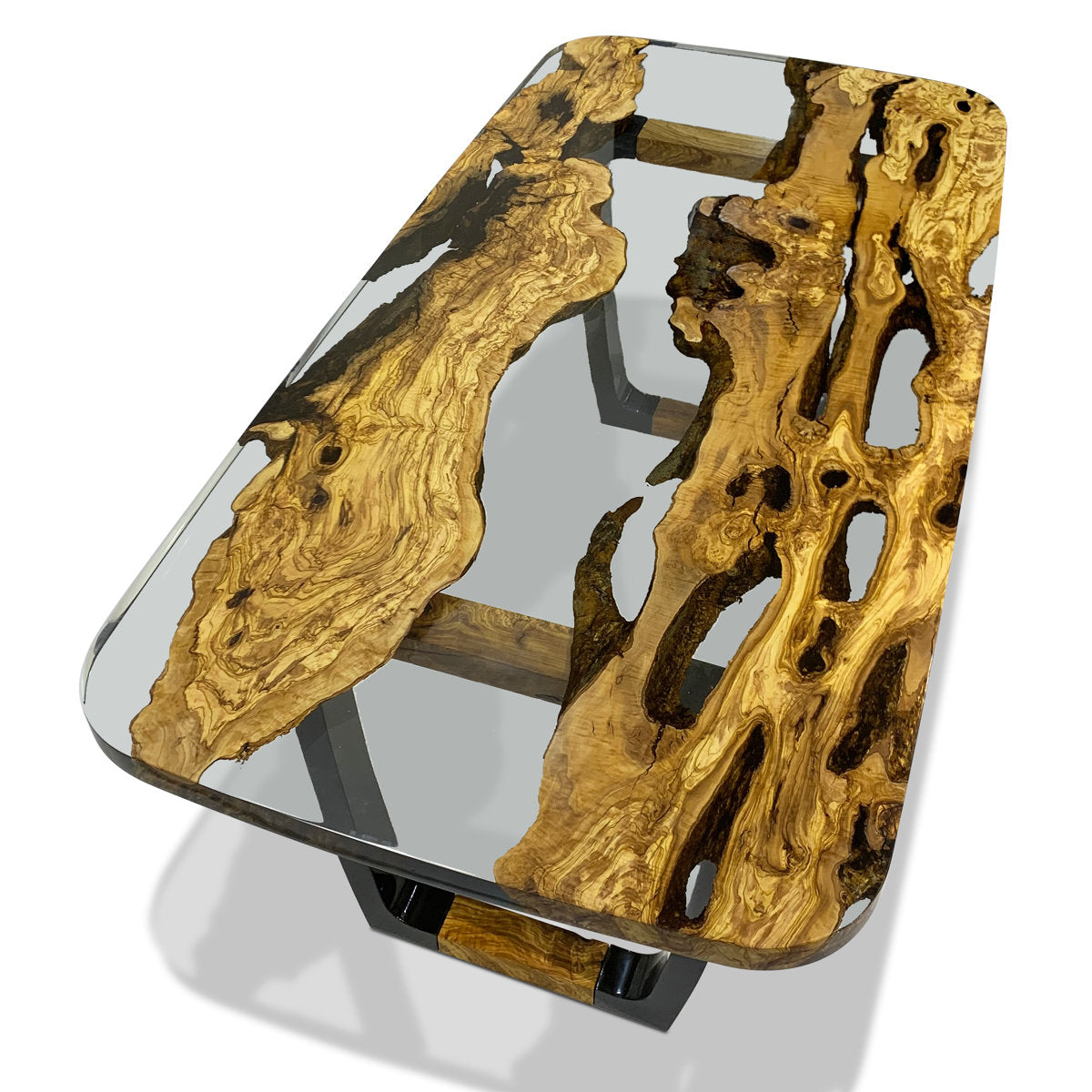 Staphyle Dining Table