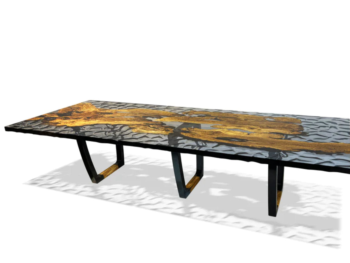 Staphyle Dining Table