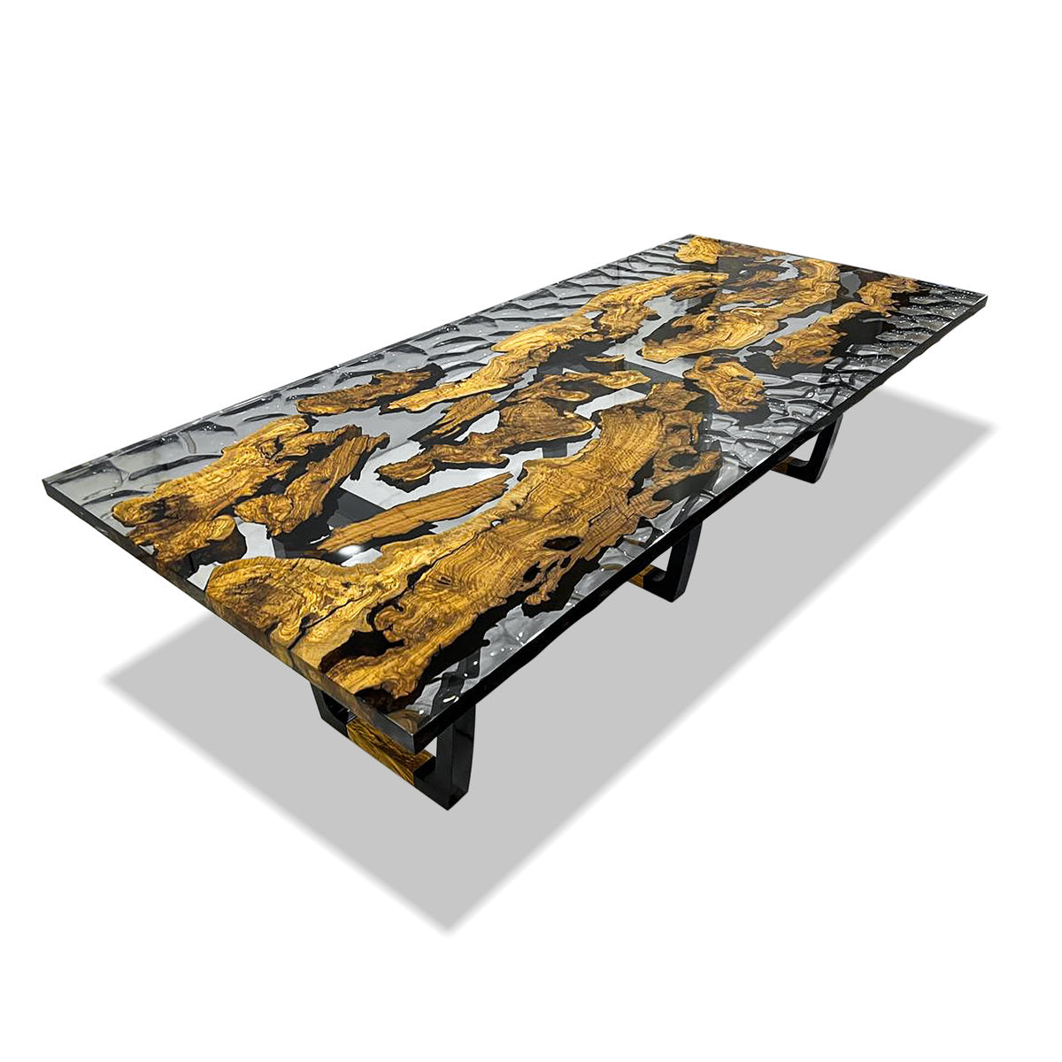 Staphyle Dining Table