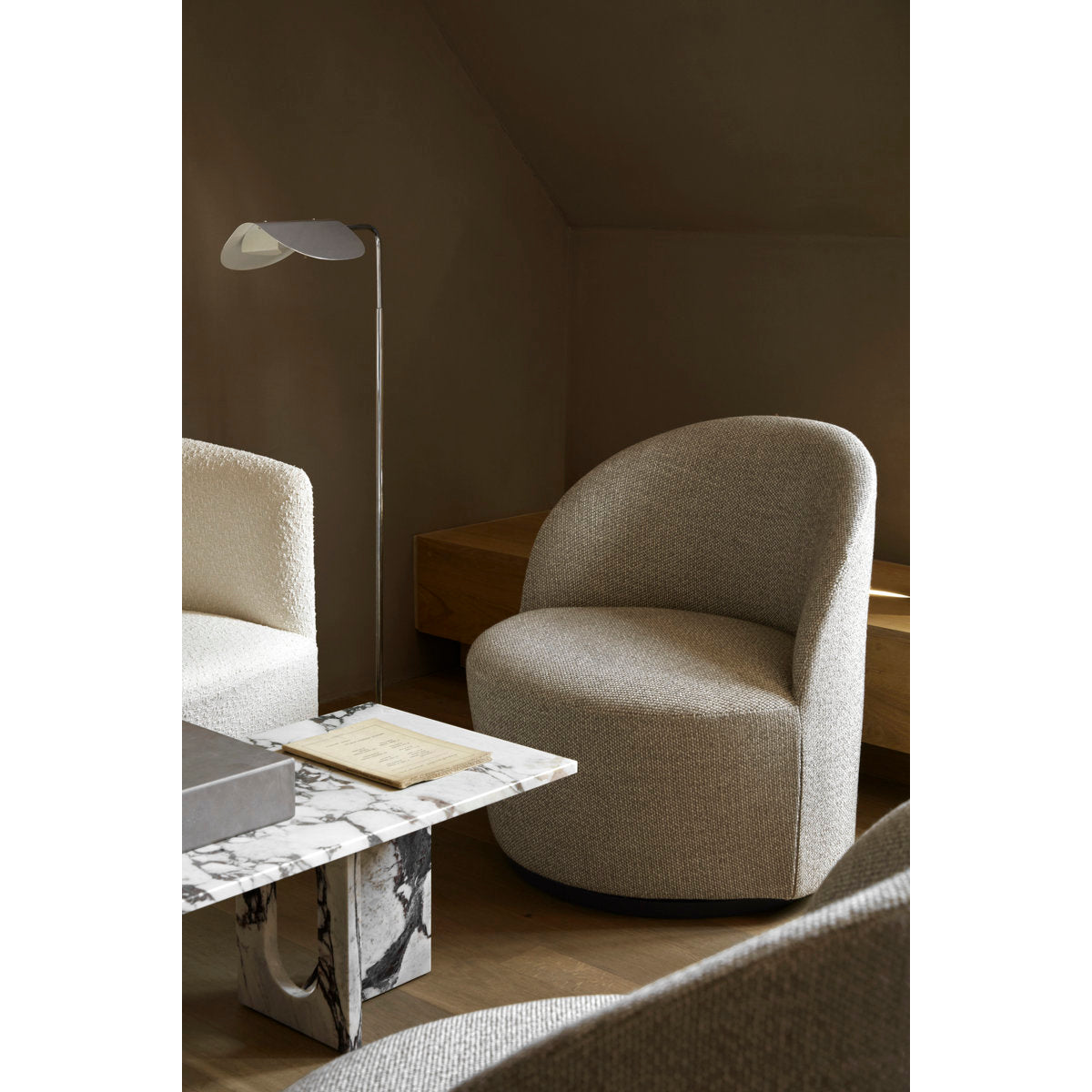 Tearoom Barrel Chair Chair with Ottoman
