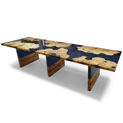 Thyria Dining Table