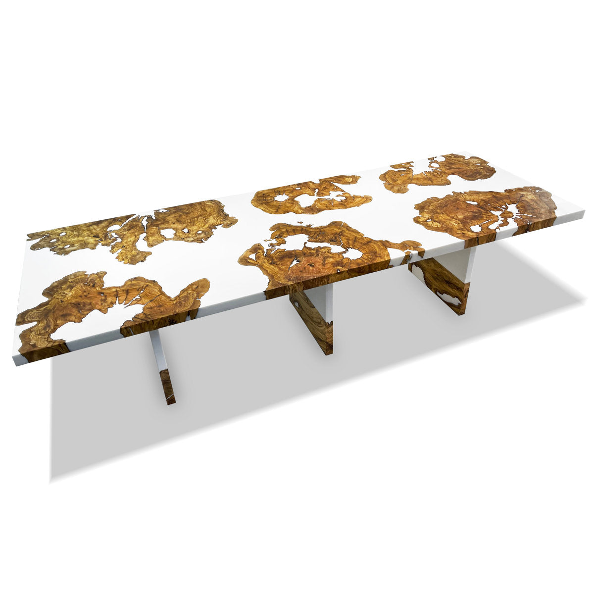 Thyria Dining Table