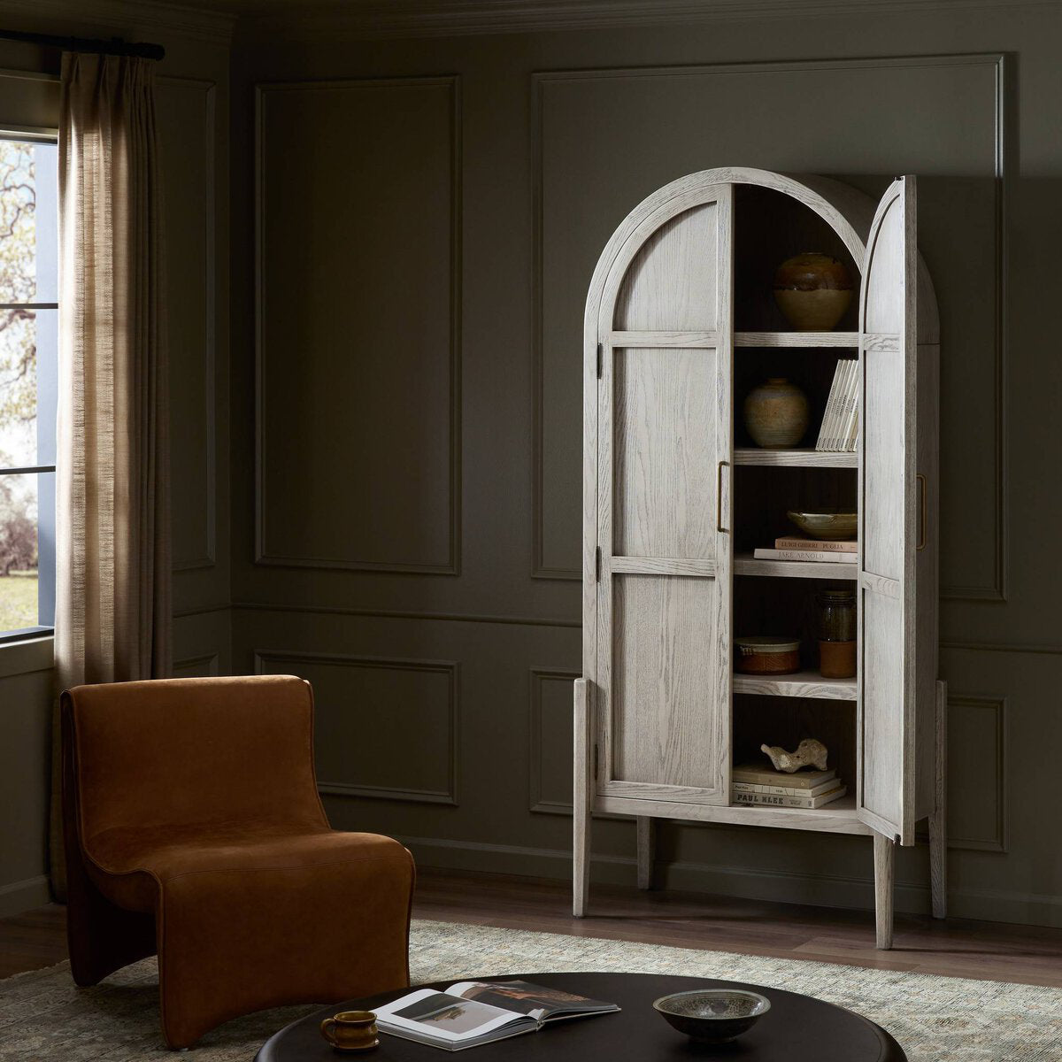 Tolle China Cabinet