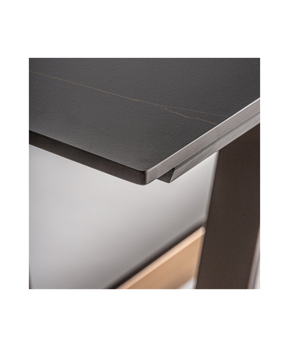 Tremp Dining Table