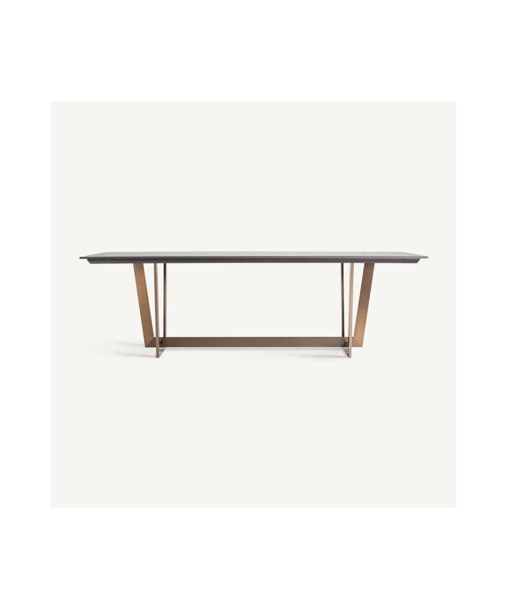 Tremp Dining Table