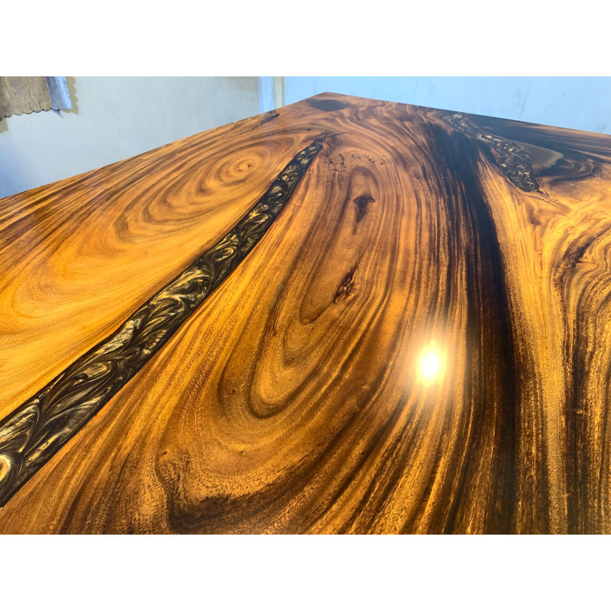 Valdivian Solid Wood Dining Table