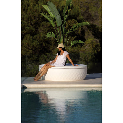 Vases Island Plastic Tree Bench