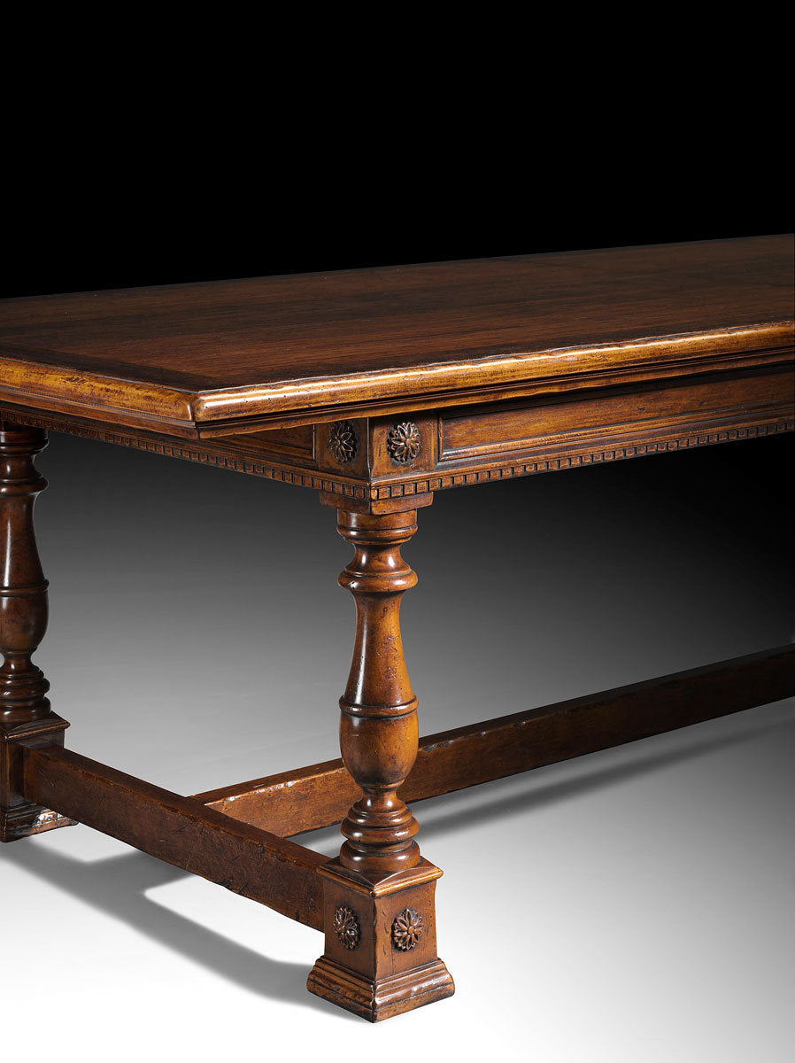 Venetian Extendable Dining Table