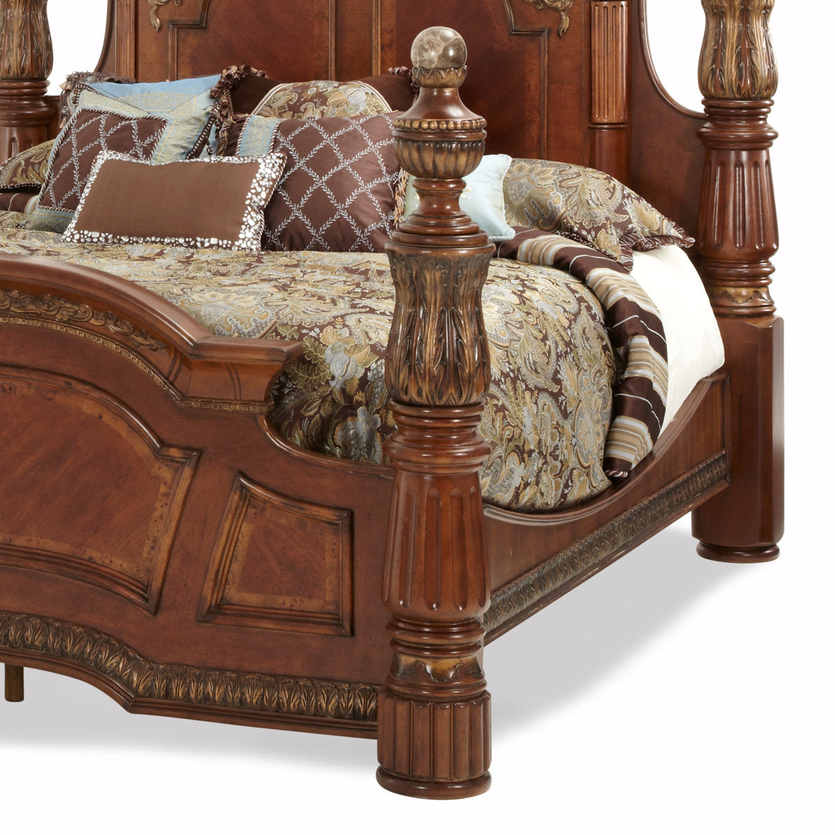 Villa Valencia Bed