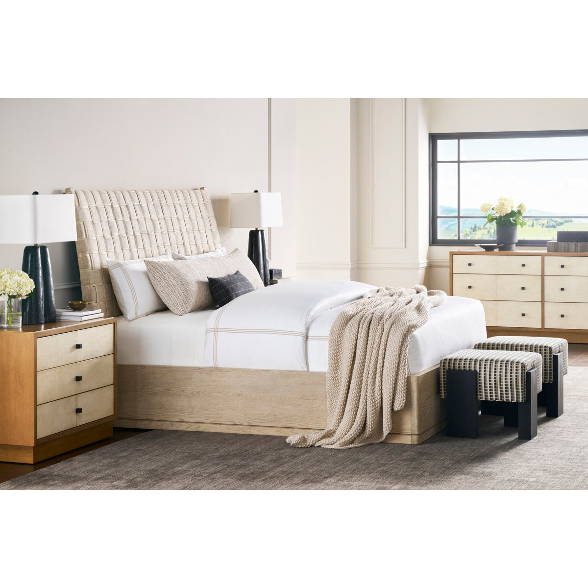Weaver Bed