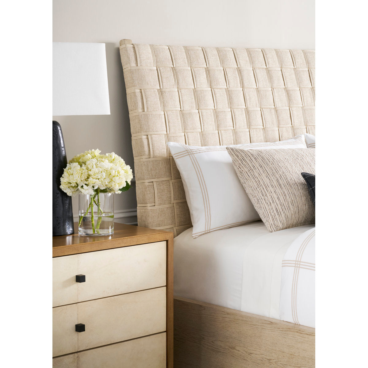Weaver Bed
